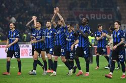 开云体育入口-AC米兰惨败，意甲豪门遭遇困境