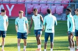 开云体育中国-塞内加尔翻盘阿森纳，阿尔瓦雷斯打破历史纪录的简单介绍