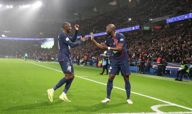 大巴黎客场告捷，力克对手赢得比赛