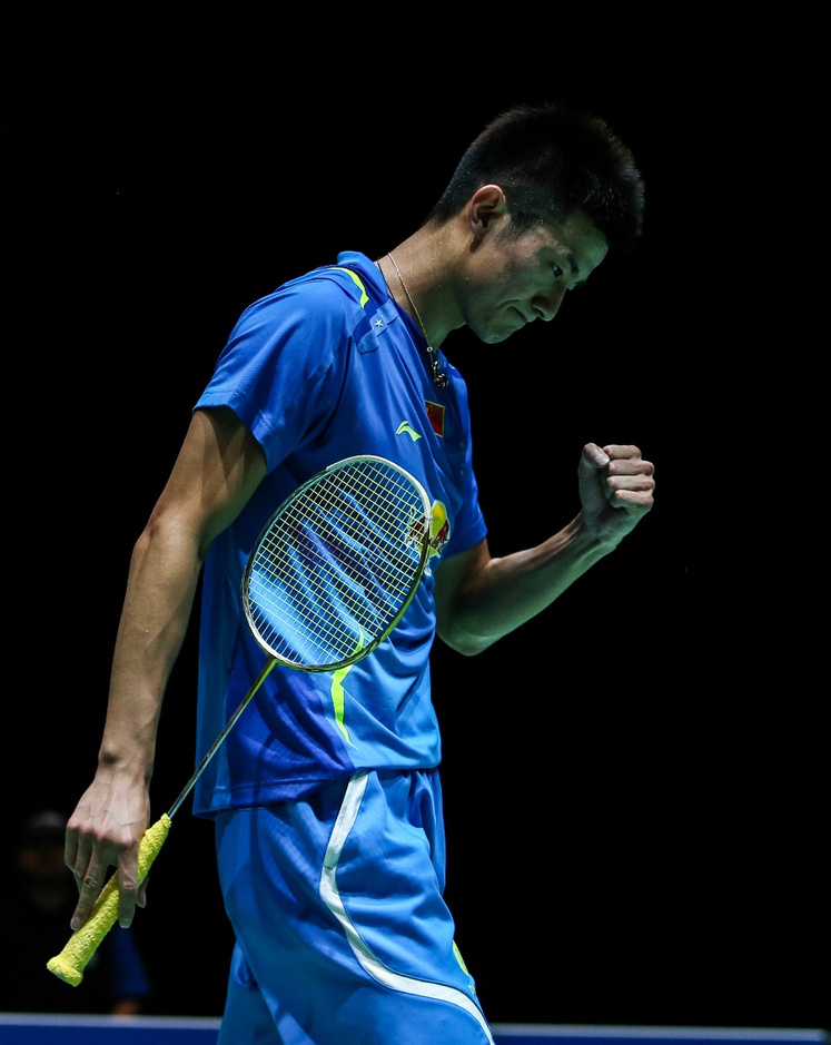 包含韩国羽毛球队绝杀法国羽毛球队，谌龙爆发神勇的词条